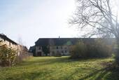 Innenhof mit Blick auf das Wohnhaus No.16 - 