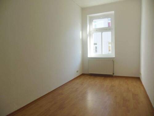 Zimmer 2 - 