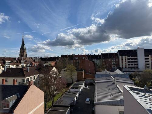 Ausblick Loggia - 2 Zimmer Etagenwohnung zum Kaufen in Fürth