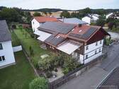 Oberellenbach4_116 - Bei Landshut: Wohnhaus (renoviert) und Stadel mit Ausbaupotential, energetisch autark (PV, E-Speicher, WallBox, Brunnen).