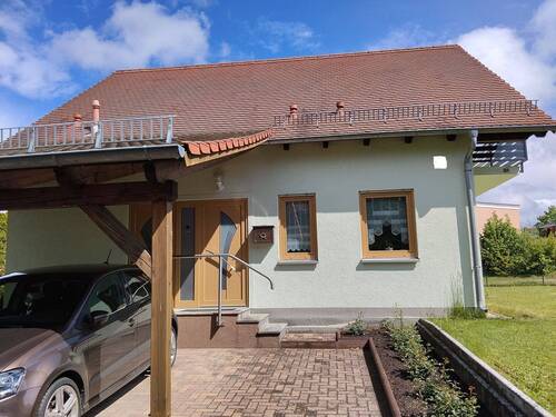 Vorderansicht - Sehr gepflegtes Einfamilienhaus
