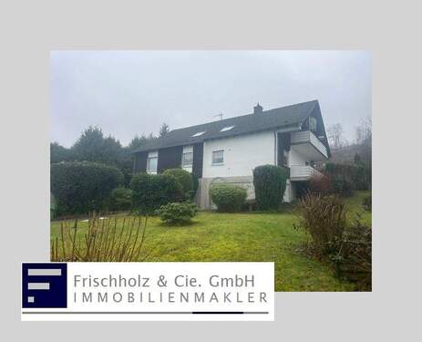 Frontansicht - Helle, großzügige Wohnung mit Balkon und Terrasse in ruhiger Lage von Kierspe zu vermieten!