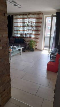 Wohnzimmer gefliest - 