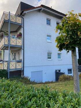 Seitenansicht - Renovierte Souterrain-Wohnung in Höhr-Grenzhausen