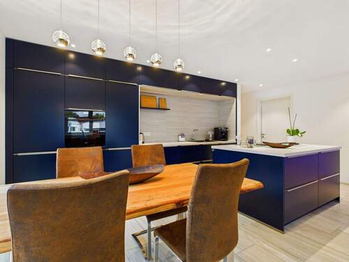 Küche - 4 Zimmer Etagenwohnung in Aidlingen