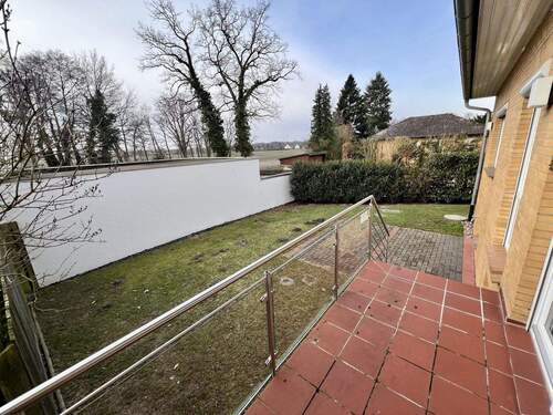 Blick aus dem Wohn- Essbereich - Etagenwohnung mit 86,10 m&sup2; in Isernhagen zum Kaufen