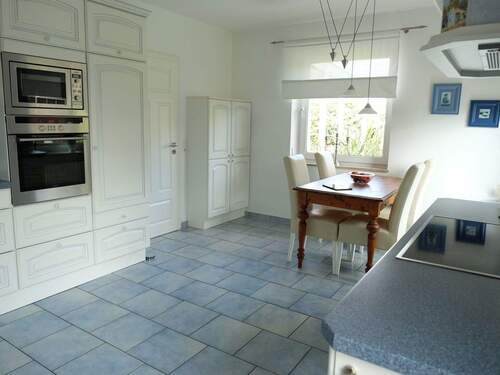 Wohnküche mit Essecke - 