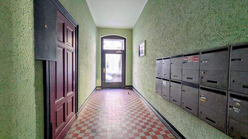 Treppenhaus - Etagenwohnung mit 58,00 m&sup2; in Berlin zum Kaufen