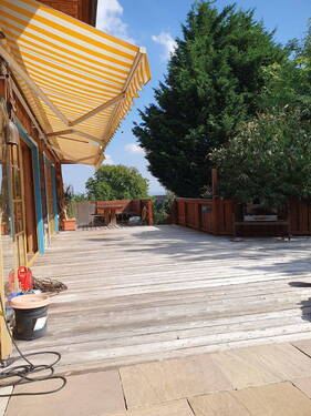 Südterrasse Blick gen Osten - 