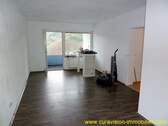Wohnzimmer 2. Ansicht.JPG - 3 Zimmer Etagenwohnung in Lorch