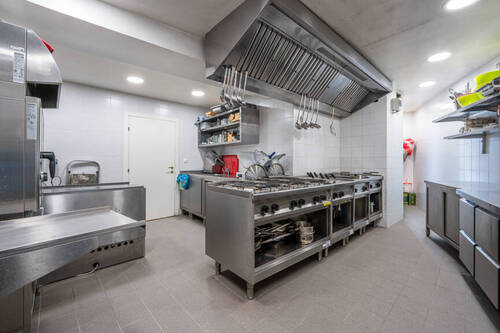 hochwertige Gastronomieküche - 