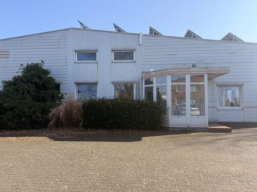 Außenansicht - Vielseitige Gewerbeimmobilie mit Lagerhalle und Büro im Industriegebiet von Stuhr!