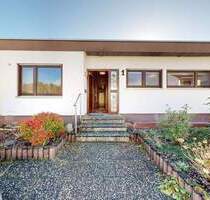 ~~ REIHENECKBUNGALOW MIT KELLER, GROSSEM GARTEN UND GARAGE ~~ - Wörth