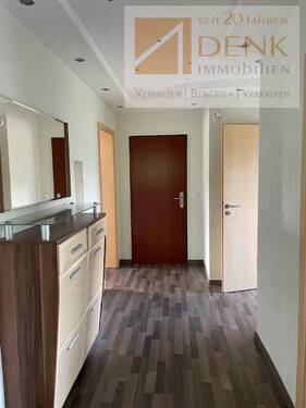 Flurbereich - 4 Zimmer Etagenwohnung zum Kaufen in Kitzingen / Siedlung