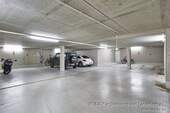 Tiefgaragen Stellplatz - 