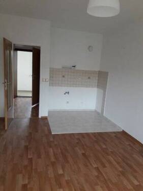 Bild 4 - 1 Zimmer Etagenwohnung in Reinsdorf