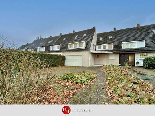 Reihenhaus kaufen in Bremen-Huchting – H&T Immobilien - Rhododendron-Park zu Hause - grenzenlose Möglichkeiten in Huchting!