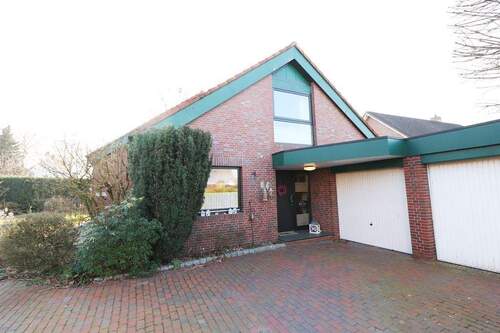 Bild - Modernisiertes, topgepflegtes Wohnhaus mit Keller, Doppelgarage und schönem Garten