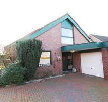 Modernisiertes, topgepflegtes Wohnhaus mit Keller, Doppelgarage und schönem Garten - Cloppenburg