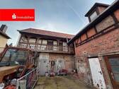 Nebengelass mit Stallung - 