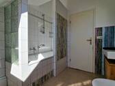 Bad Haus 38 - 