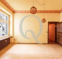 Altbauklassiker mit Potenzial - 5 Zimmer zum individuellen Ausbau - Berlin Moabit