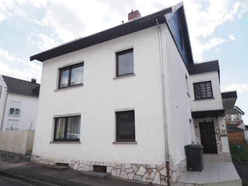 Frontansicht - 5 Zimmer Einfamilienhaus zum Kaufen in Höhr-Grenzhausen