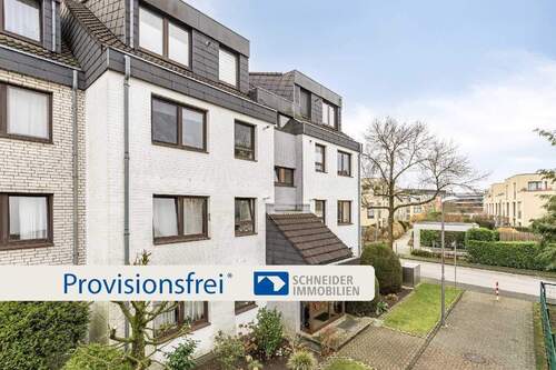 Hausansicht - Seltenheit: 3-Zimmer-Gartenwohnung mit Terrasse und Garage in Ratingen-Ost