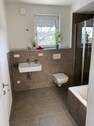 Bad mit Wanne und Dusche 6,79 m² - 