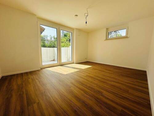 Schlafen - Terrassenwohnung mit 79,00 m&sup2; in Aying zur Miete