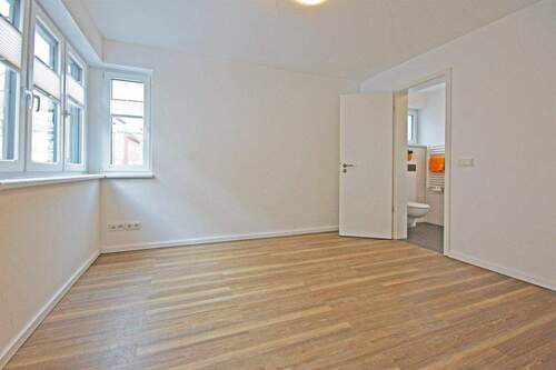 Zimmer im Erdgeschoss - 