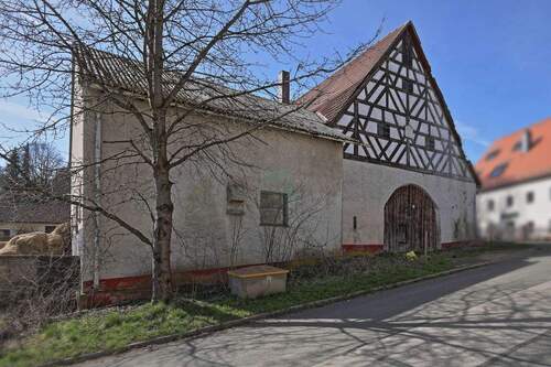 Ansicht - 9 Zimmer Bauernhaus, Landhaus in Etzelwang