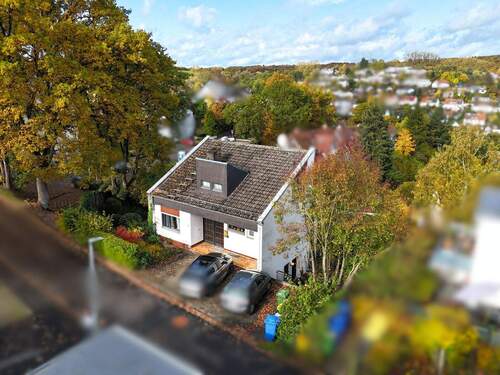 Ansicht Süd - 7 Zimmer Einfamilienhaus zum Kaufen in Marburg