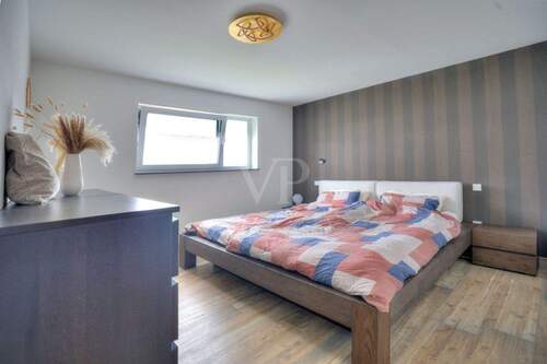 Schlafzimmer mit Ankleide - 