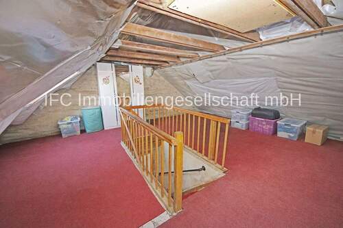 ausbaubarer Dachboden - 