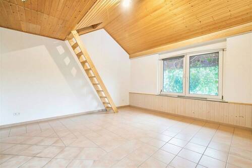 Zimmer - leergeräumt - 