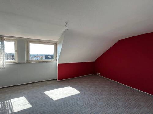 Zimmer mit Erker im DG - 
