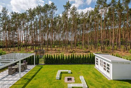 Blick Garten zum Waldessaum - 