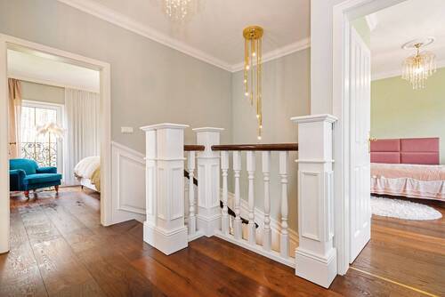 obere Treppe - 