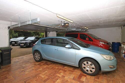 Doppelgarage mit Lager - 