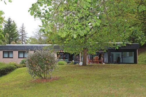 Hausblick von Garten - Grundstück in St. Wendel zum Kaufen