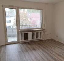 Renovierte 3-Zimmer-Wohnung im 2-Obergeschoss zu vermieten! *Mit Balkon* - Duisburg Laar