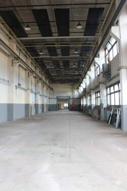 Industriehallenfläche Klein _378m².jpeg - Lager- und Gewerbefläche in Jena Nord