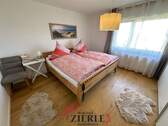 22- Schlafzimmer EG - 