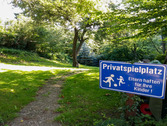 Spielplatzbereich - 