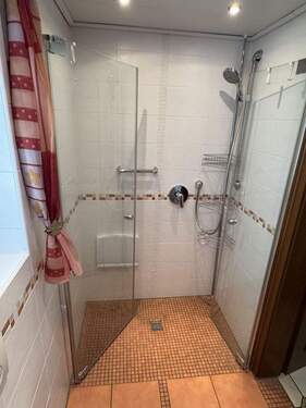 Ebenerdige Dusche EG - 