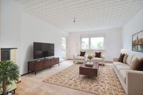 Mögliche Möblierung Wohnzimmer - Mehrfamilienhaus, Wohnhaus mit 160,00 m² in Schwaigern zum Kaufen