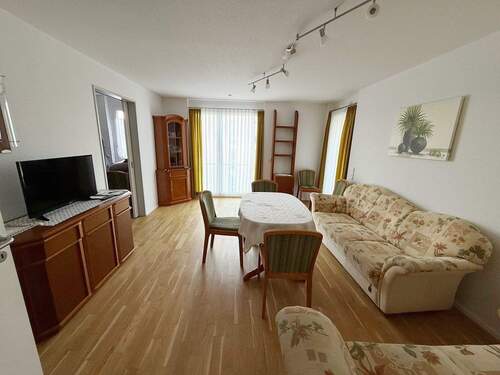 Wohn-Essbereich - 2 Zimmer Etagenwohnung zur Miete in Denkendorf