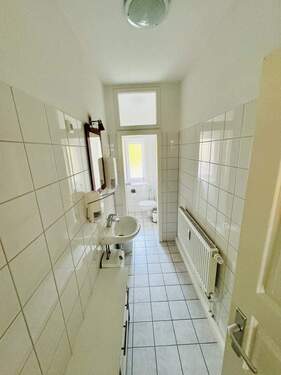 Bad - 8 Zimmer Etagenwohnung in Berlin