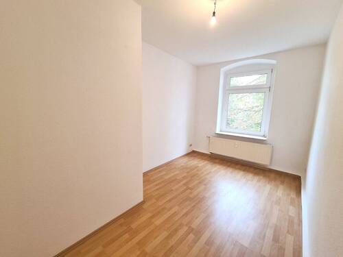 Bild 2 - 2 Zimmer Etagenwohnung zur Miete in Chemnitz